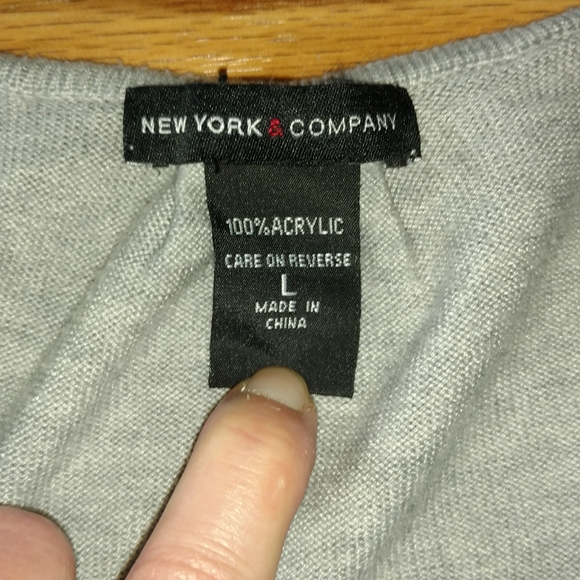 New York and Company Sweater Top - Picture 3 of 5
